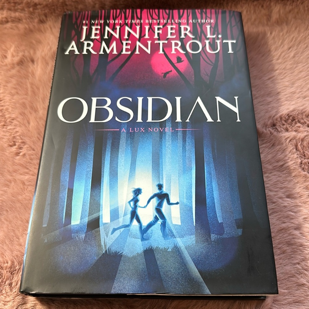 •HARDCOVER•✨Obsidian by Jennifer L. Armentrout ✨
